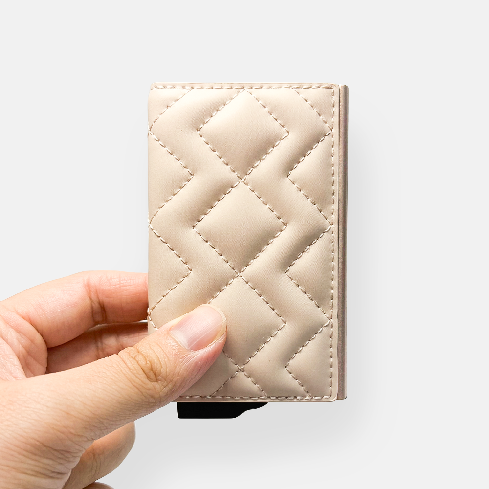 Cardcase with Diamond Quilt (PuffShield)