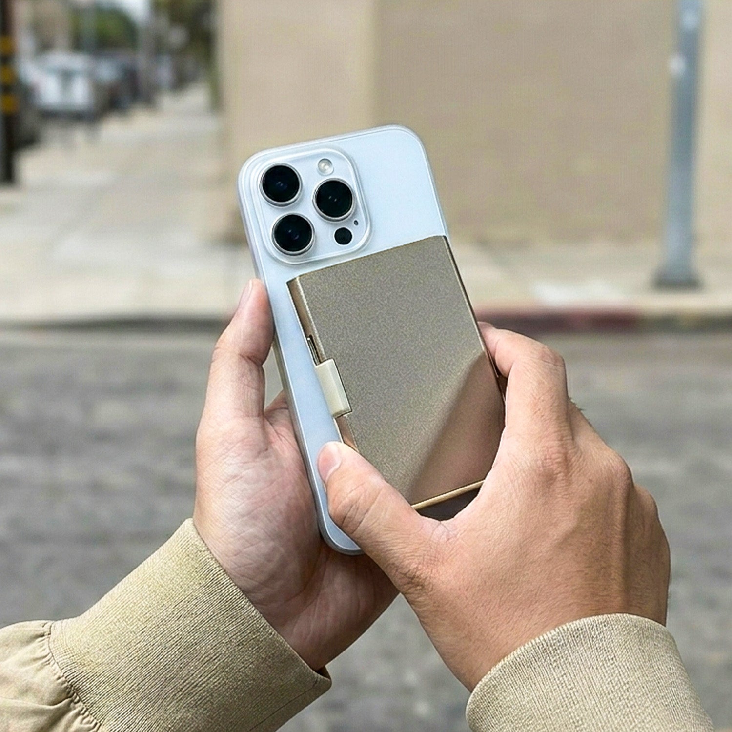 Magnetic Slimcase